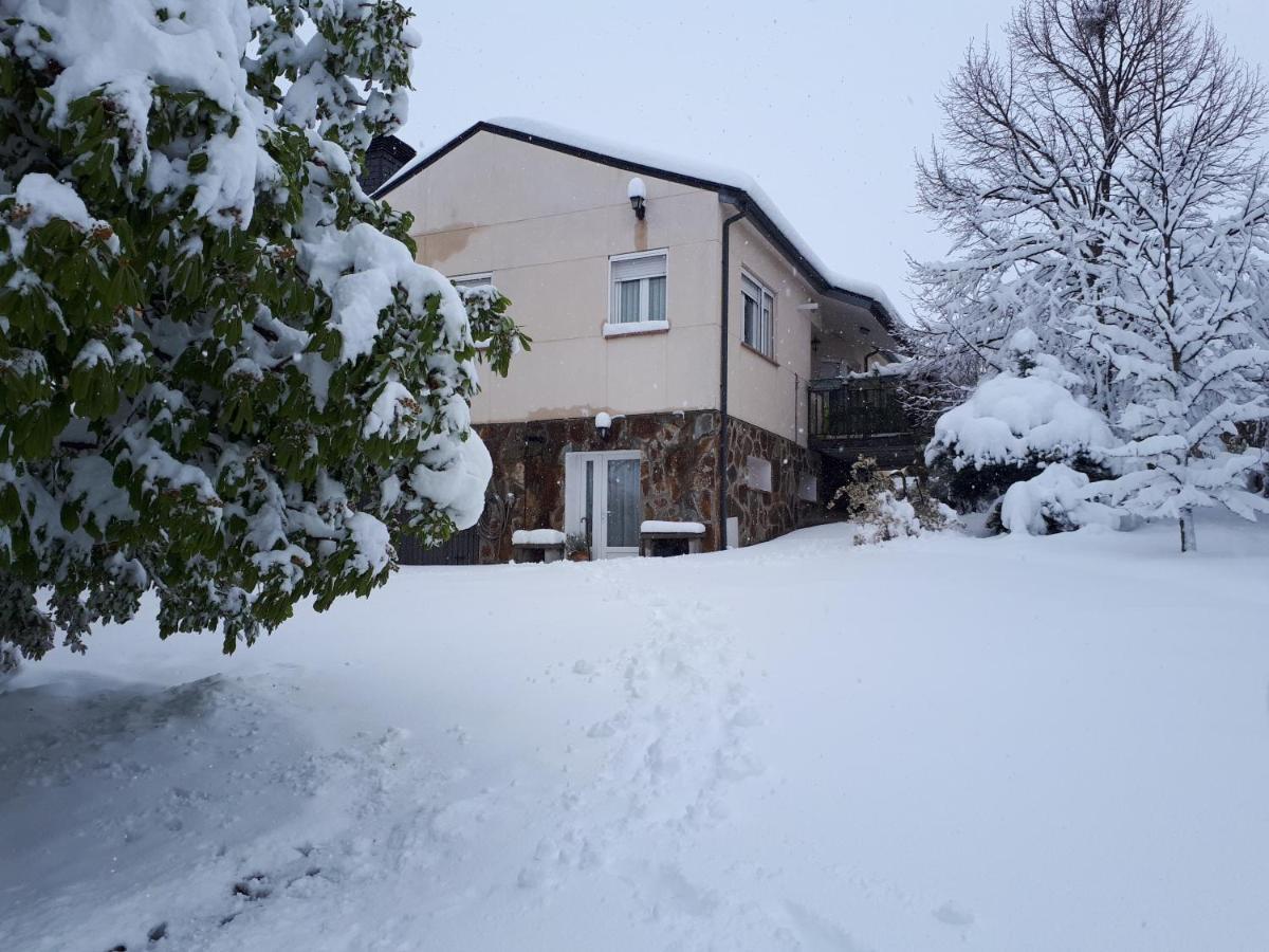 La Madriguera Apartment Otero de Herreros ภายนอก รูปภาพ